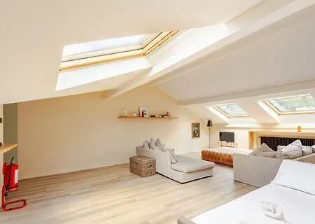 Nido Con Vista Duomo Di 아파트 코모