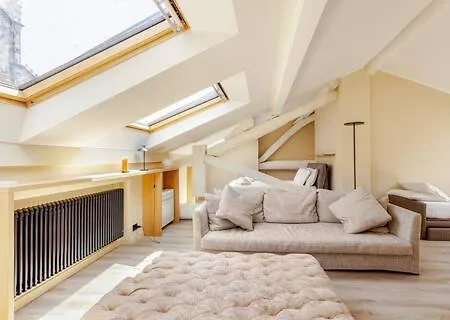 Nido Con Vista Duomo Di アパート